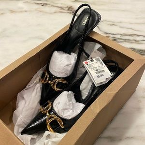 Zara pointed-toe kitten heel